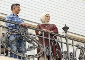 Emine Erdogan saat menerima kunjungan aktor terkenal Bollywood Aamir Khan. Foto: Yeni Safak