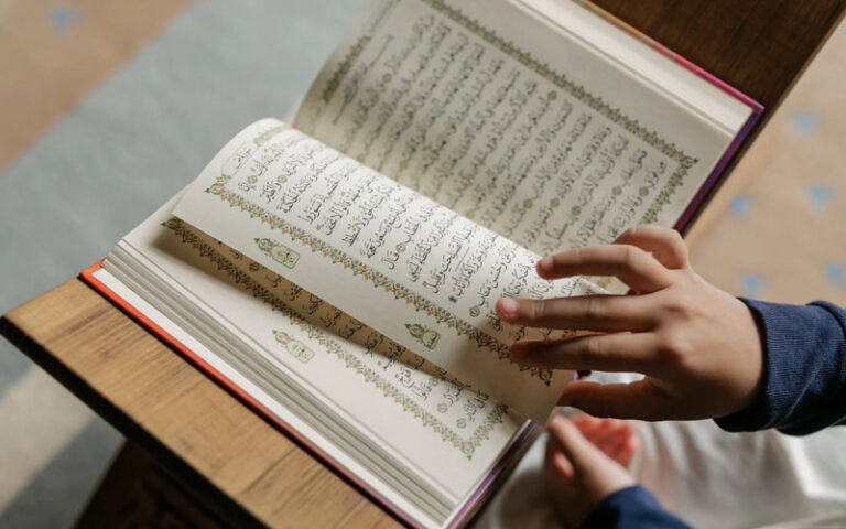 Berikut 10 Ayat Al-Quran Tentang Rezeki - Islampos